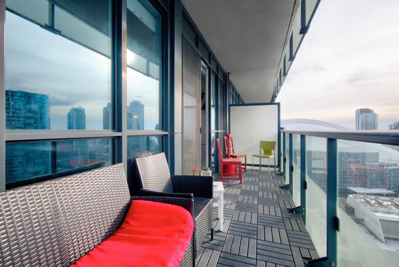 Appartement Luxury Adventure Cn Tower/Mtcc/Scotiabank Arena à Toronto Extérieur photo